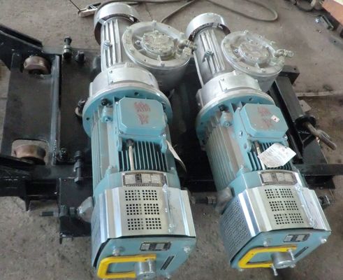 ভালো দাম 3 ফেজ 18.5kW বৈদ্যুতিক মোটর গিয়ারবক্স ওয়ার্ম টাইপ বিল্ডিং লিফ্ট জন্য অনলাইন